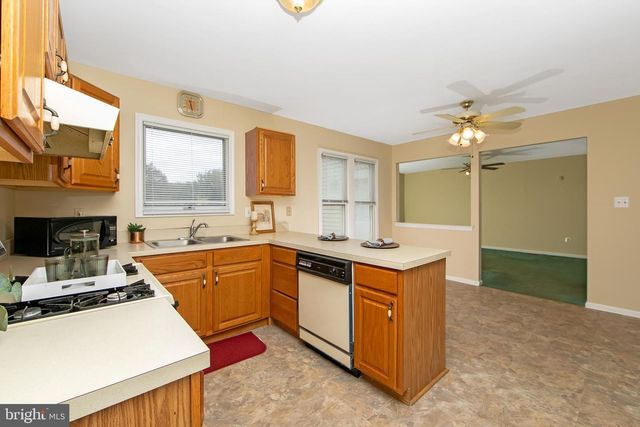 329 GREEN ST, Beverly, NJ 08010