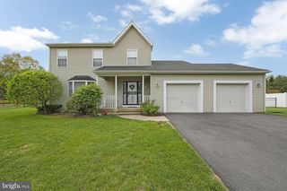 329 GREEN ST, Beverly, NJ 08010