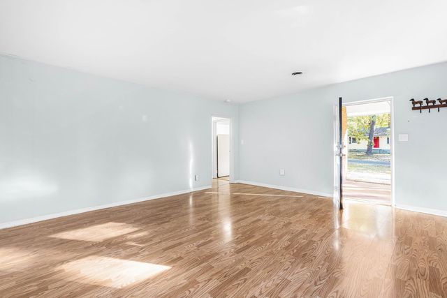 300 Barclay Road, Chapel Hill, NC 27516