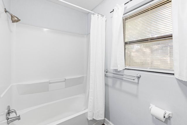 300 Barclay Road, Chapel Hill, NC 27516