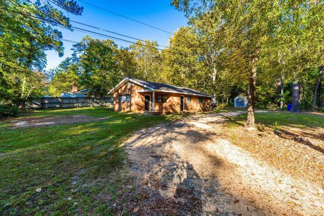 300 Barclay Road, Chapel Hill, NC 27516