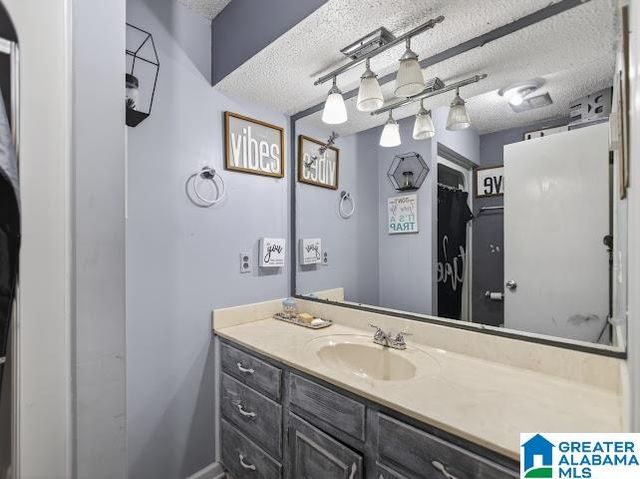 6411 COUNTY ROAD 28, Clanton, AL 35046