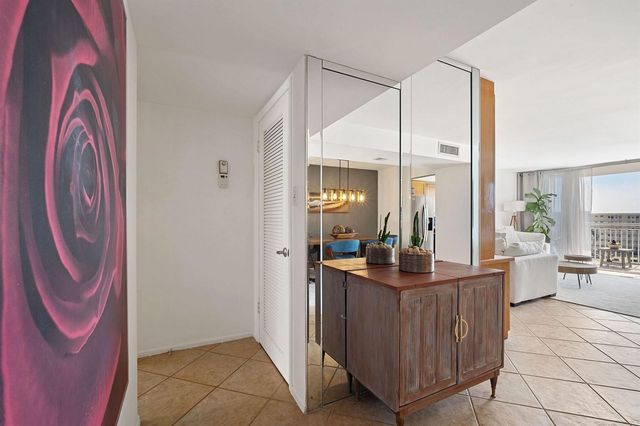 18021 Biscayne Boulevard 504, Aventura, FL 33160