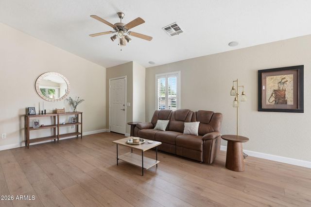 3302 E TIERRA BUENA Lane, Phoenix, AZ 85032