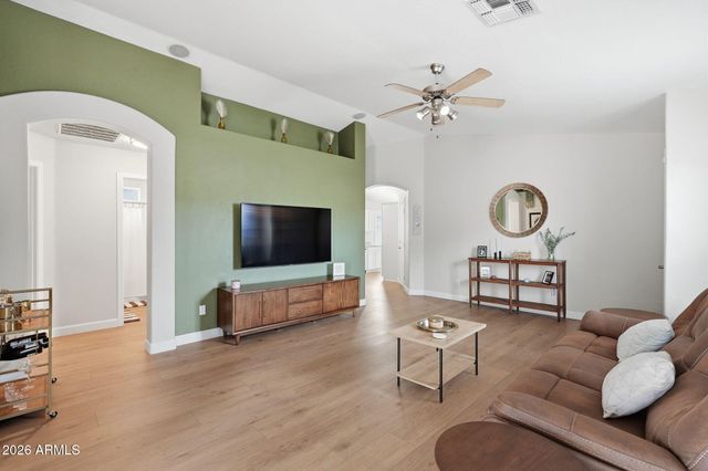 3302 E TIERRA BUENA Lane, Phoenix, AZ 85032