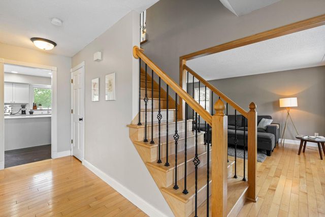 508 Severn Way, Eagan, MN 55123