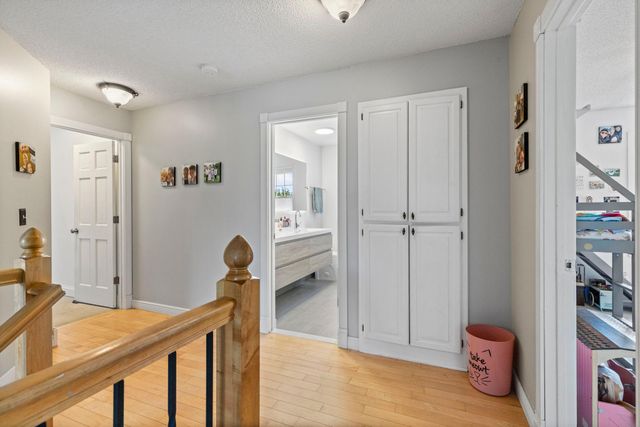 508 Severn Way, Eagan, MN 55123
