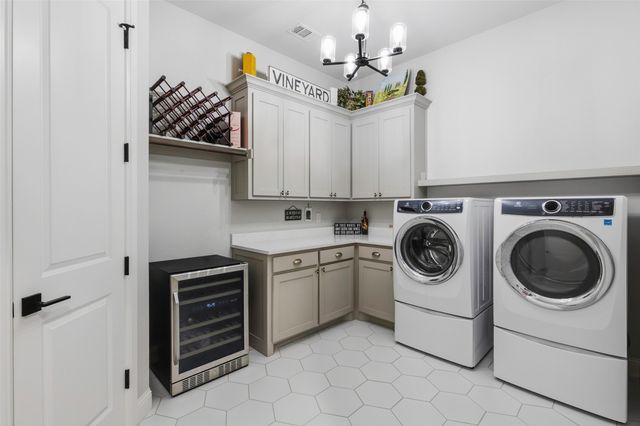 7613 Ira Drive, North Richland Hills, TX 76182