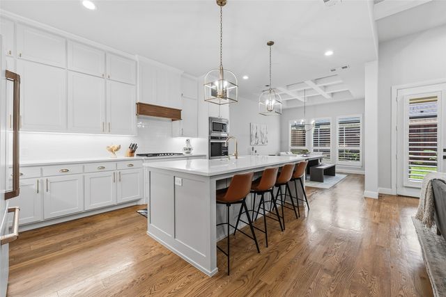 7613 Ira Drive, North Richland Hills, TX 76182