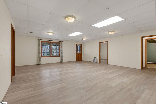 223 Covington Road, Greenville, SC 29617