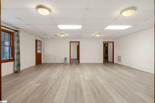 223 Covington Road, Greenville, SC 29617