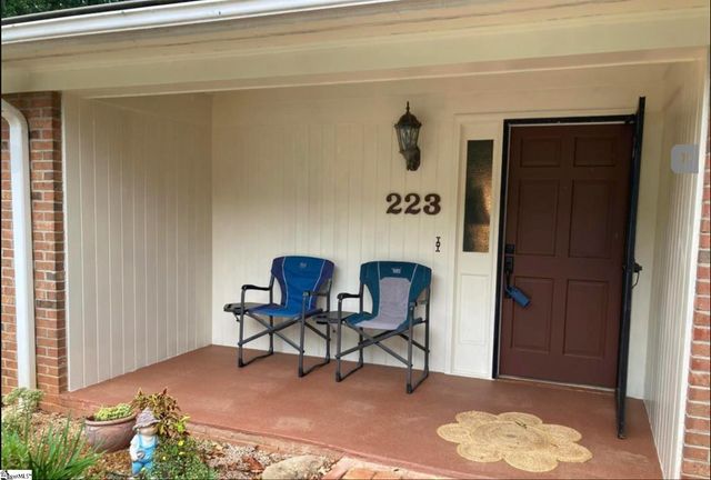 223 Covington Road, Greenville, SC 29617