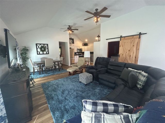 1238 HICKORY Street, Linesville, PA 16424