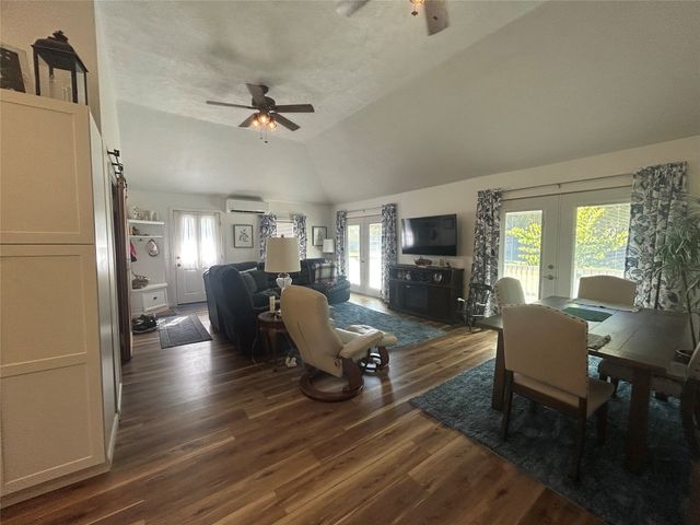 1238 HICKORY Street, Linesville, PA 16424