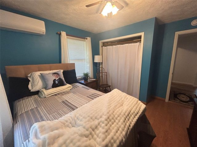 1238 HICKORY Street, Linesville, PA 16424