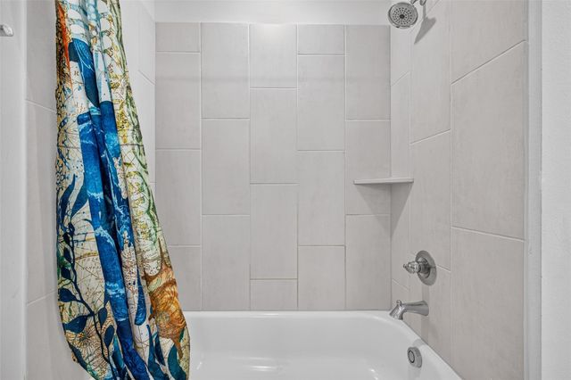 2511 Falling Fig Lane, Richmond, TX 77406