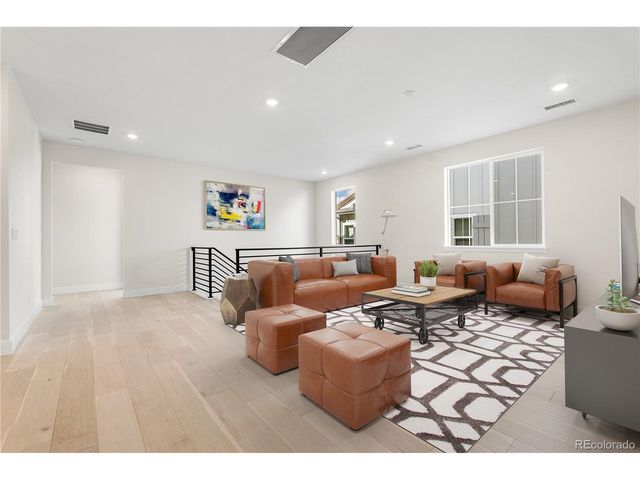 6543 Bridlespur St, Castle Pines, CO 80108