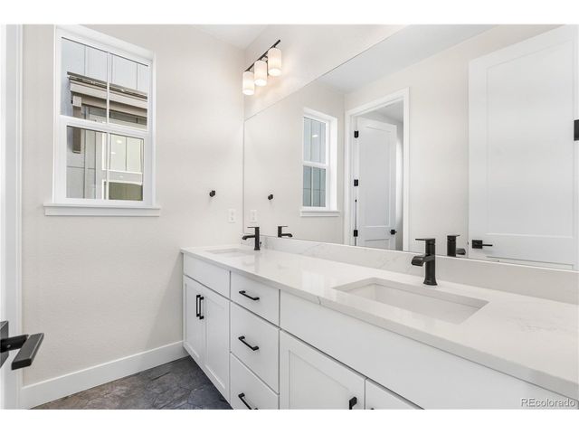 6543 Bridlespur St, Castle Pines, CO 80108