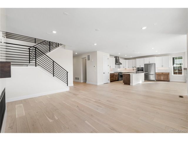 6543 Bridlespur St, Castle Pines, CO 80108