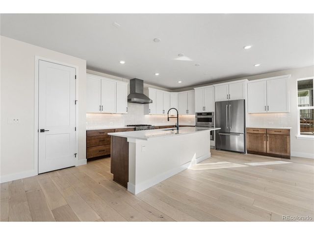 6543 Bridlespur St, Castle Pines, CO 80108