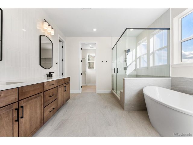 6543 Bridlespur St, Castle Pines, CO 80108