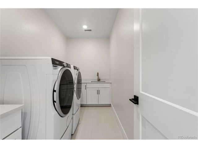 6543 Bridlespur St, Castle Pines, CO 80108