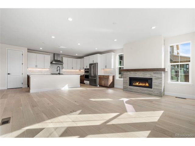 6543 Bridlespur St, Castle Pines, CO 80108