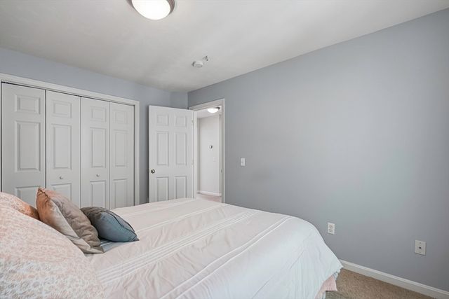 13 Knowlton Cir 13, Upton, MA 01568
