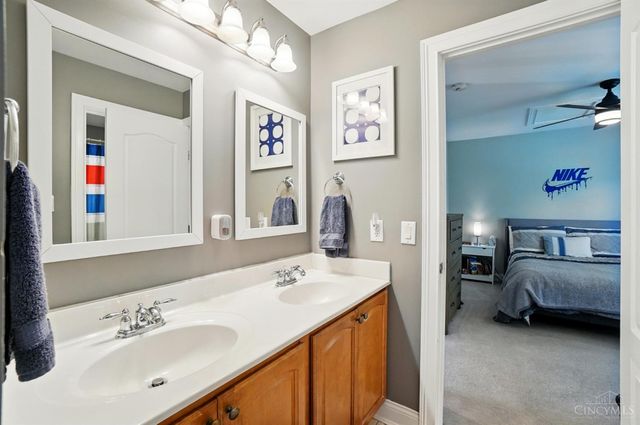 6525 Rosewood Lane, Mason, OH 45040