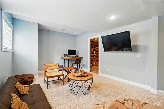 6525 Rosewood Lane, Mason, OH 45040