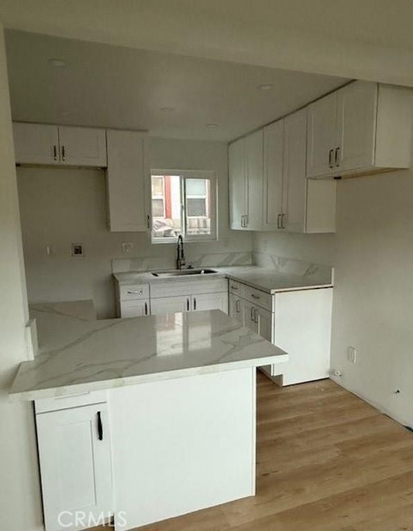 Image 5 of property listing at 4457 Mettler Street, Los Angeles, CA 90011
