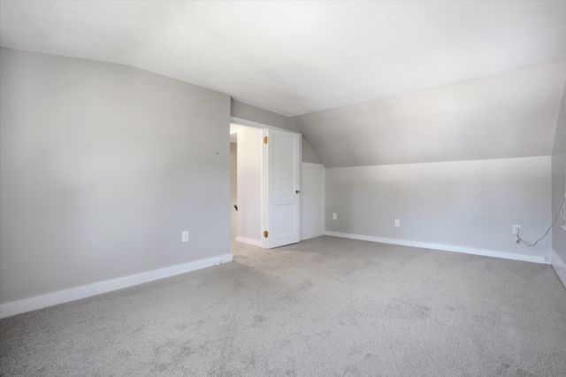 6 Pleasant St, Chelmsford, MA 01824