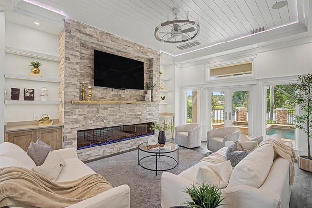 3781 EXECUTIVE DRIVE, Palm Harbor, FL 34685