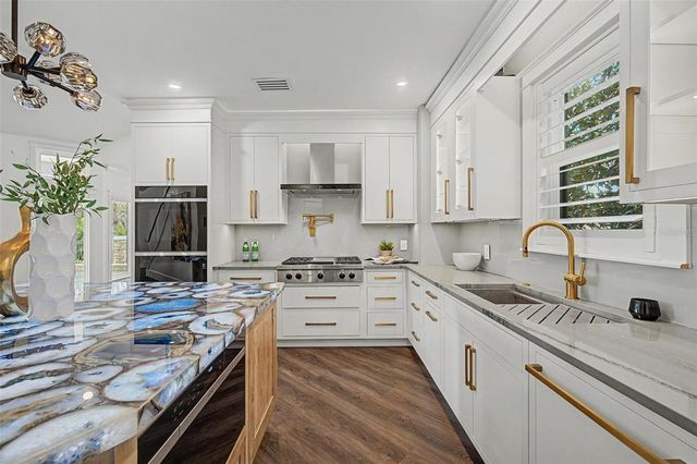 3781 EXECUTIVE DRIVE, Palm Harbor, FL 34685