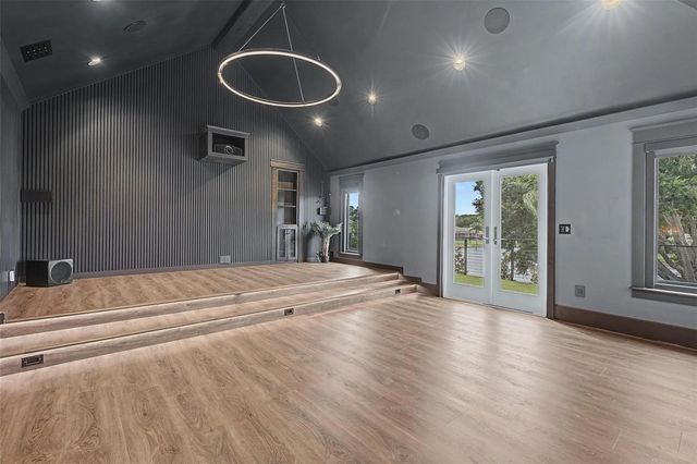 3781 EXECUTIVE DRIVE, Palm Harbor, FL 34685