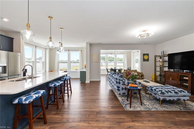 103 Ashbee CT, Moyock, NC 27958