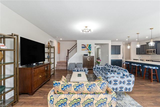 103 Ashbee CT, Moyock, NC 27958