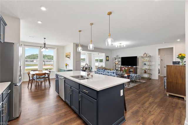 103 Ashbee CT, Moyock, NC 27958