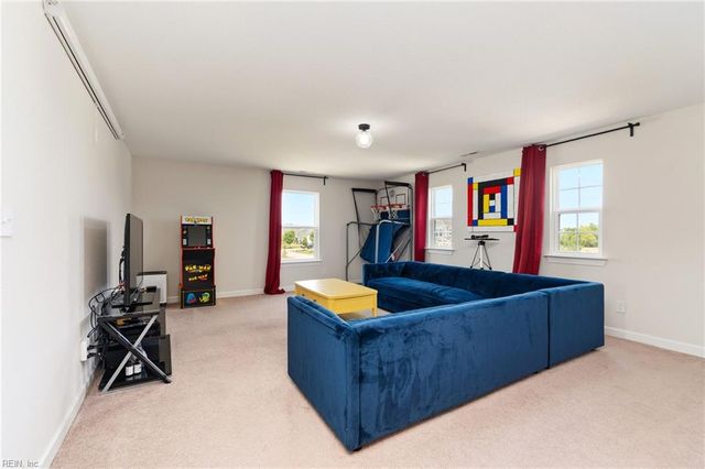 103 Ashbee CT, Moyock, NC 27958