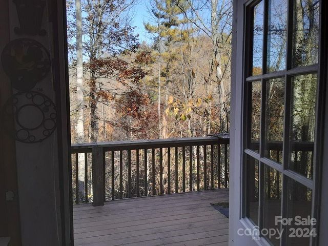 2200 Walnut Creek Road, Marshall, NC 28753