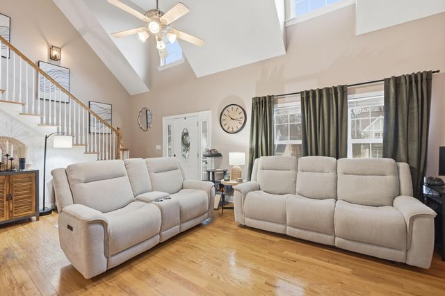 396 Olivia Lane, Soddy Daisy, TN 37379