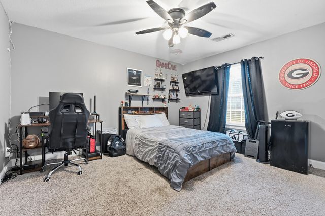 396 Olivia Lane, Soddy Daisy, TN 37379