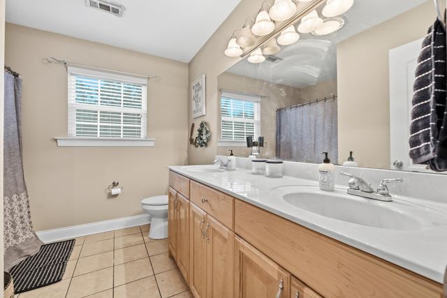 396 Olivia Lane, Soddy Daisy, TN 37379