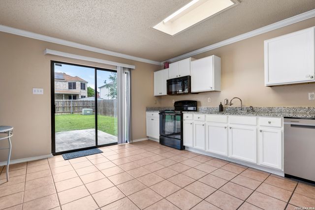6007 LIMESTONE MILL DR, San Antonio, TX 78244