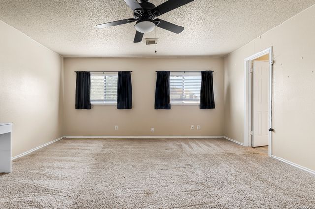 6007 LIMESTONE MILL DR, San Antonio, TX 78244
