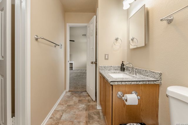 6007 LIMESTONE MILL DR, San Antonio, TX 78244