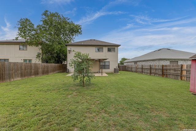 6007 LIMESTONE MILL DR, San Antonio, TX 78244