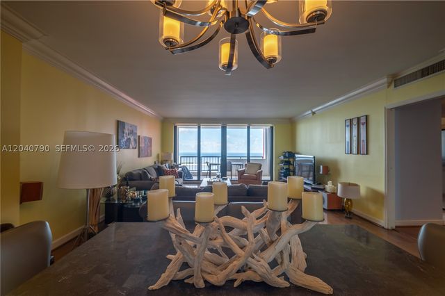 1581 Brickell Ave PH104, Miami, FL 33129