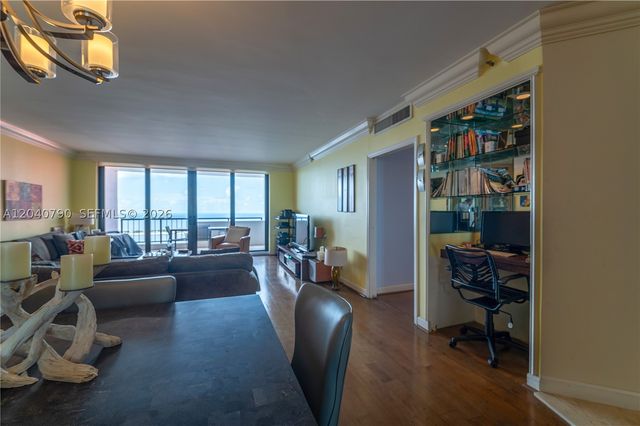 1581 Brickell Ave PH104, Miami, FL 33129