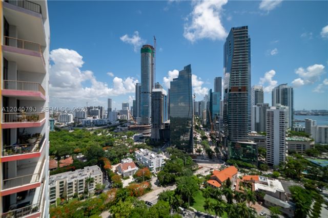 1581 Brickell Ave PH104, Miami, FL 33129